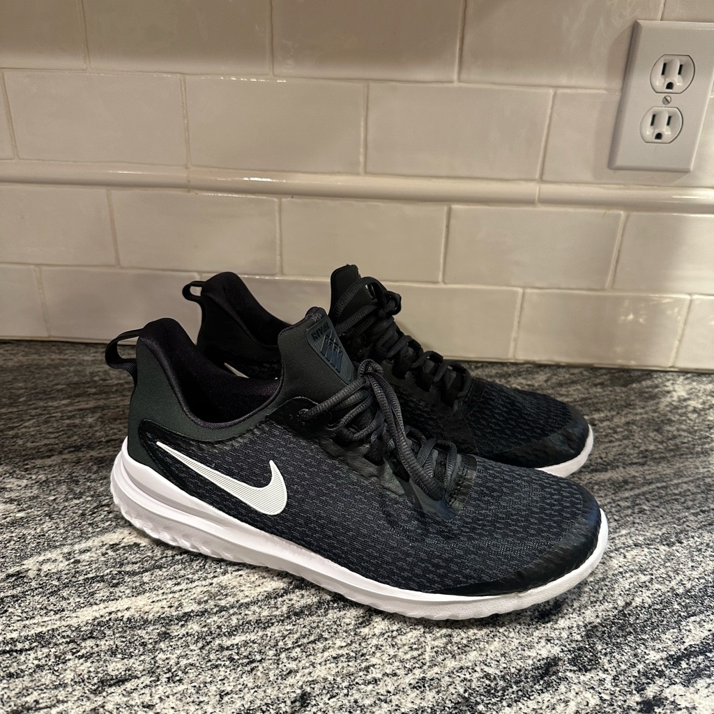 Nike Shoes | Men's Nike Renew Rival Running Shoes Aa7400-001 Size 10.5 | Color: Red | Size: 10.5