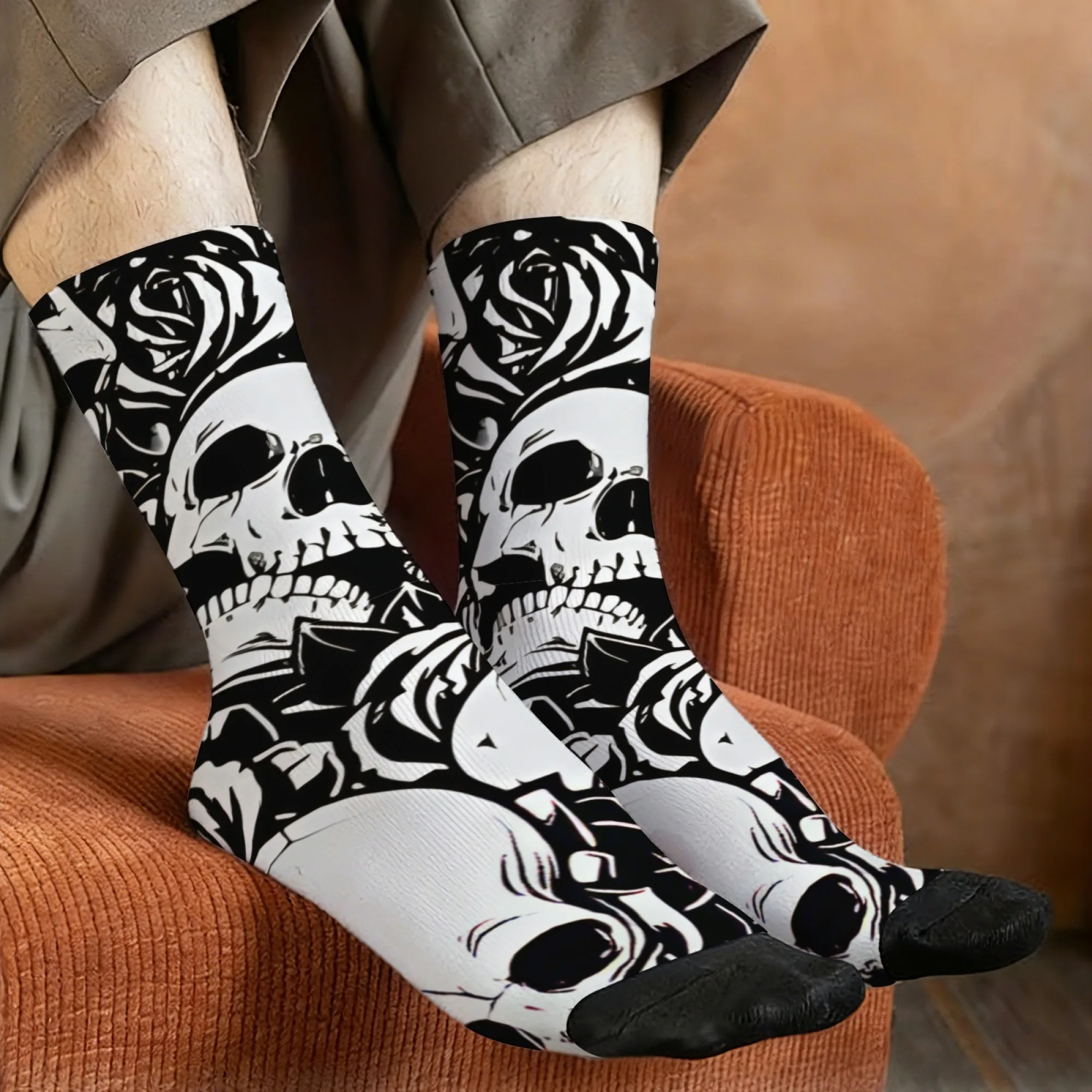 Dark Punk Gothic Skull Rose Herren-Socken in mittlerer Wadenlänge, schwarz und weiß, rebellische Rock-Festival-Outfits, bequeme, atmungsaktive Socken