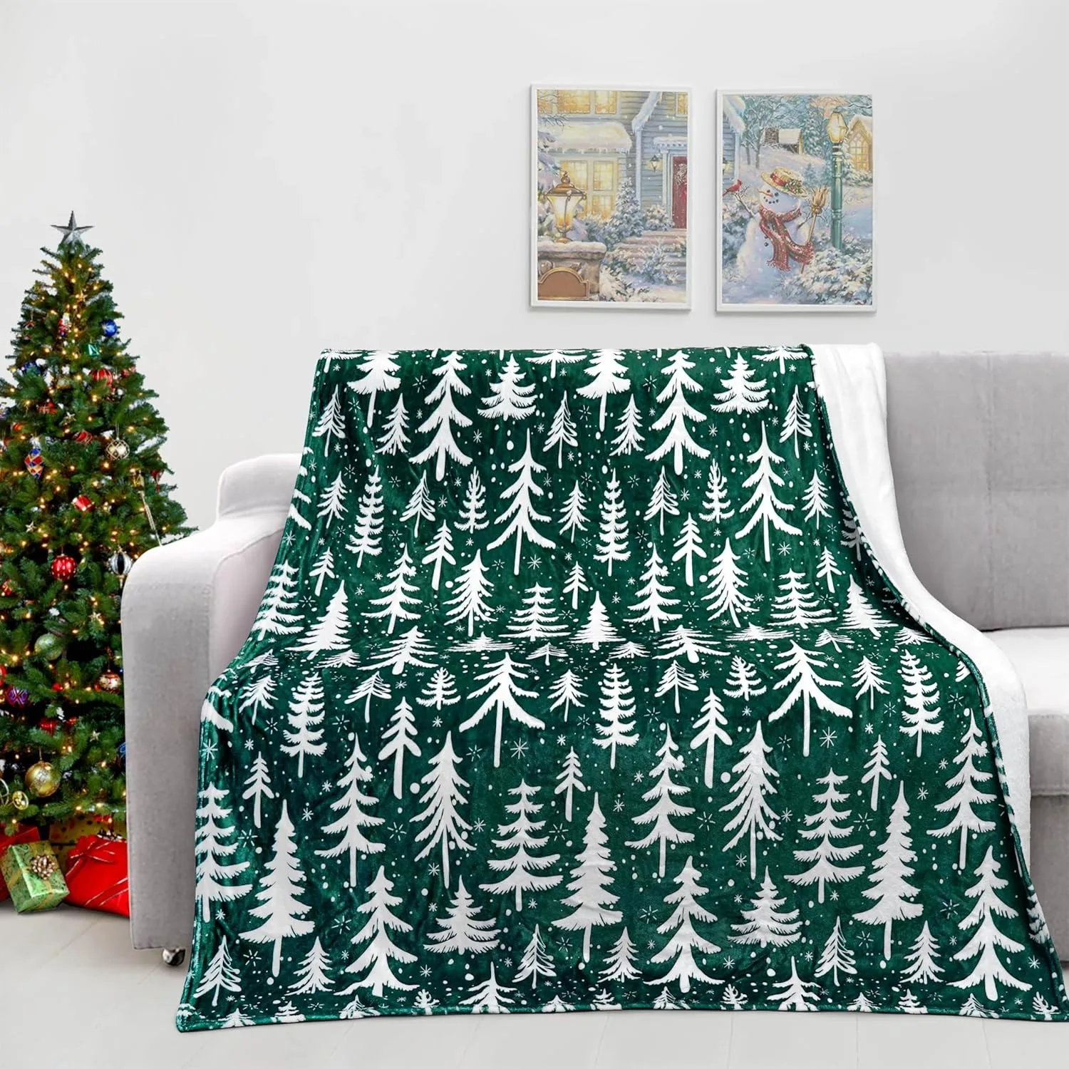 1 x Überwurfdecke mit Weihnachtsthema, Zedermuster, grüner Überwurf, dünne Decke, Geschenke für Couch, Bett, Auto, Zuhause, Camping, alle Jahreszeiten Image