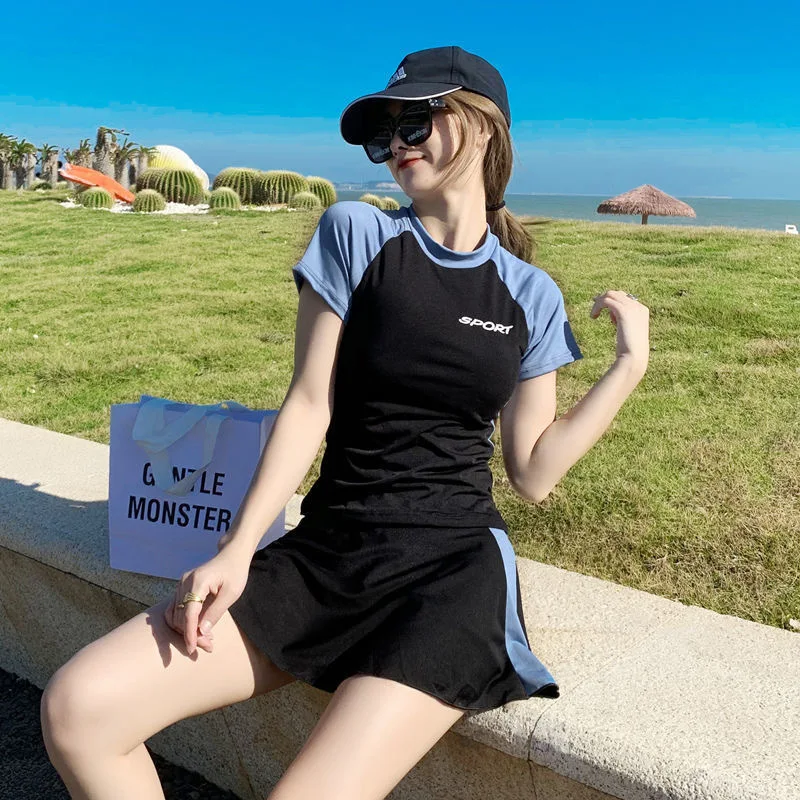 Badeanzug Damen Rock Stil Split Flat Angle Konservative Sport Cover Bauch Abnehmen Ins Kleine Brust Raffung Badeanzug Image