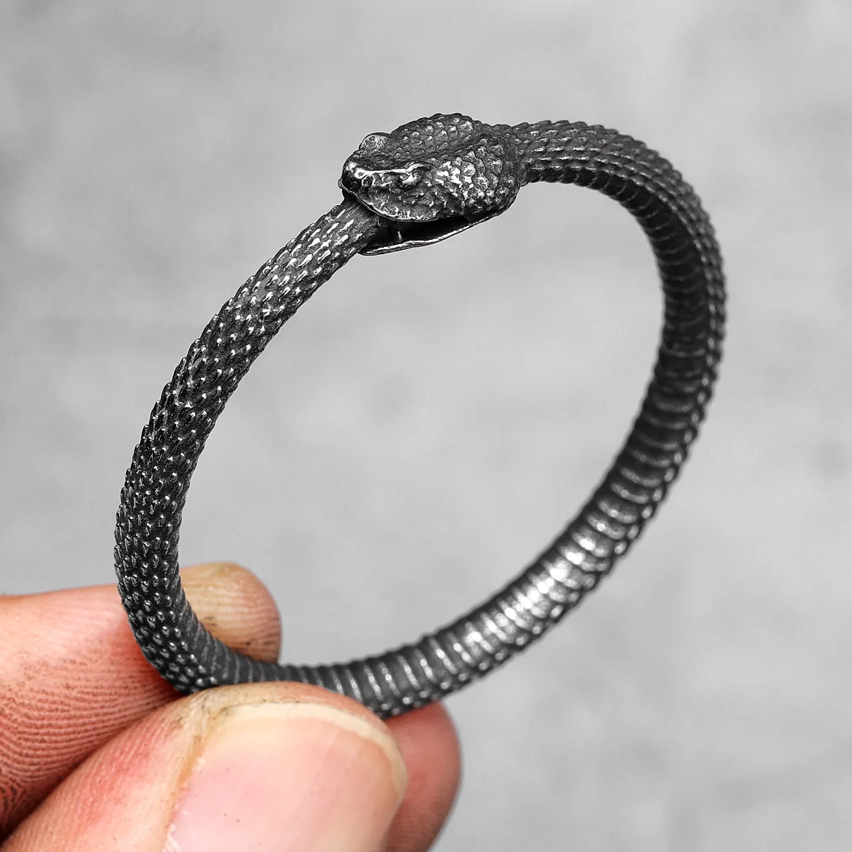 Ouroboros Schlange Stilvolle Männer Halsketten Mit Anhänger Edelstahl Schmuck Für Männliche Frauen Hip Hop Zubehör Geschenke Großhandel