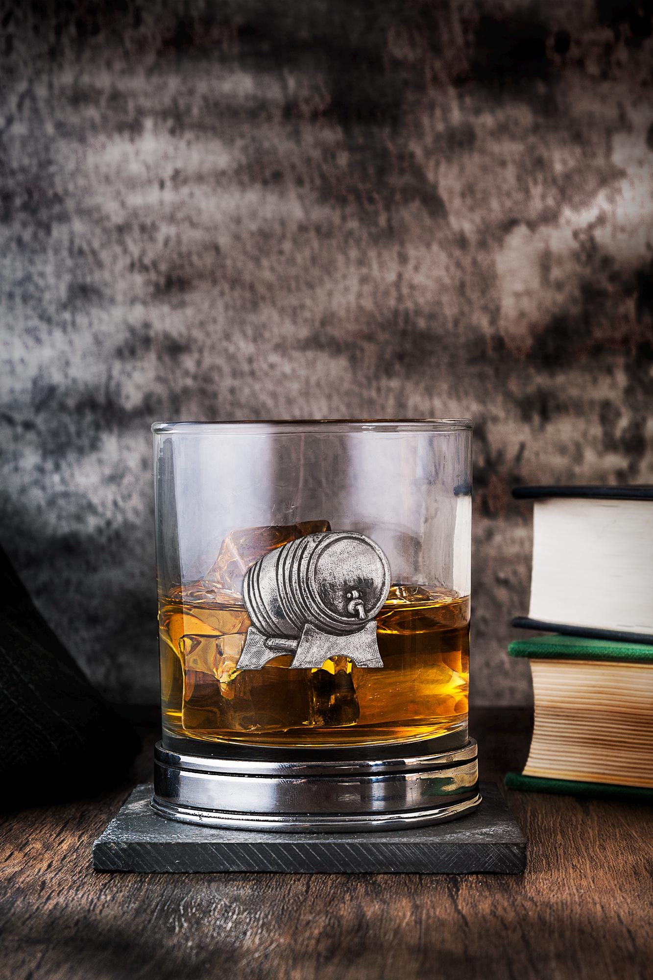 Bicchiere da whisky in peltro / Bicchiere da whisky inciso / Bicchiere da whisky in cristallo / Regalo per feste di nozze / Realizzato a mano da A E W