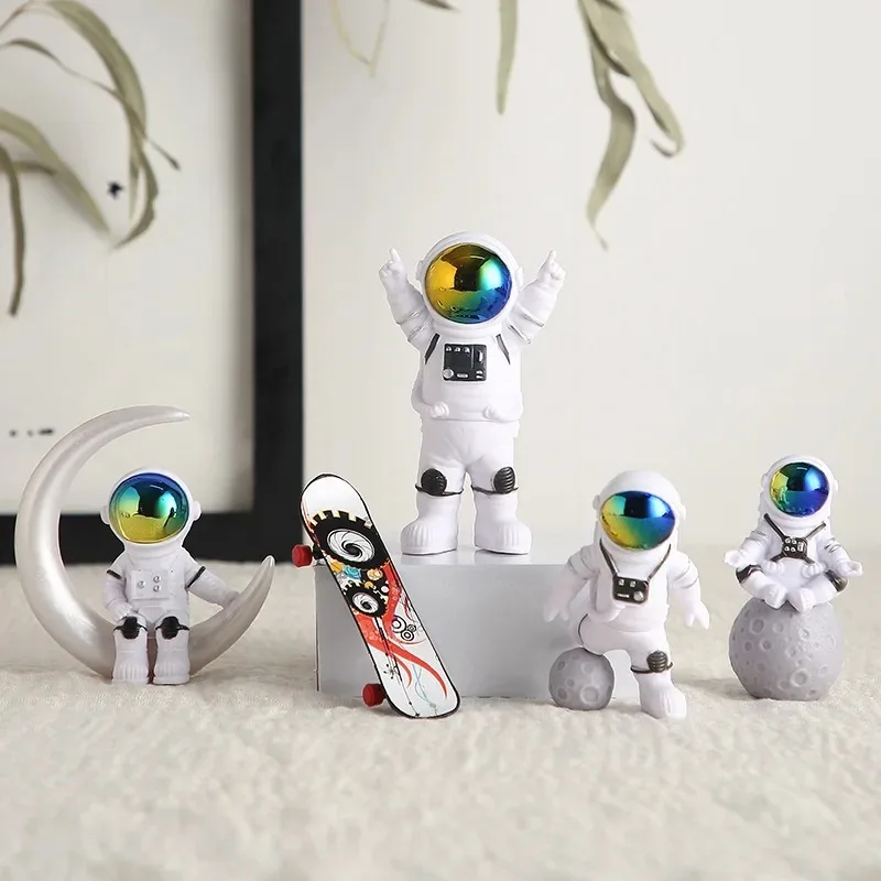 Astronauten-Ornament, kleiner Astronaut, kreatives Modellauto, Zuhause, Wohnzimmer, Desktop-Auto, Dekoration, Geburtstagsgeschenk Image