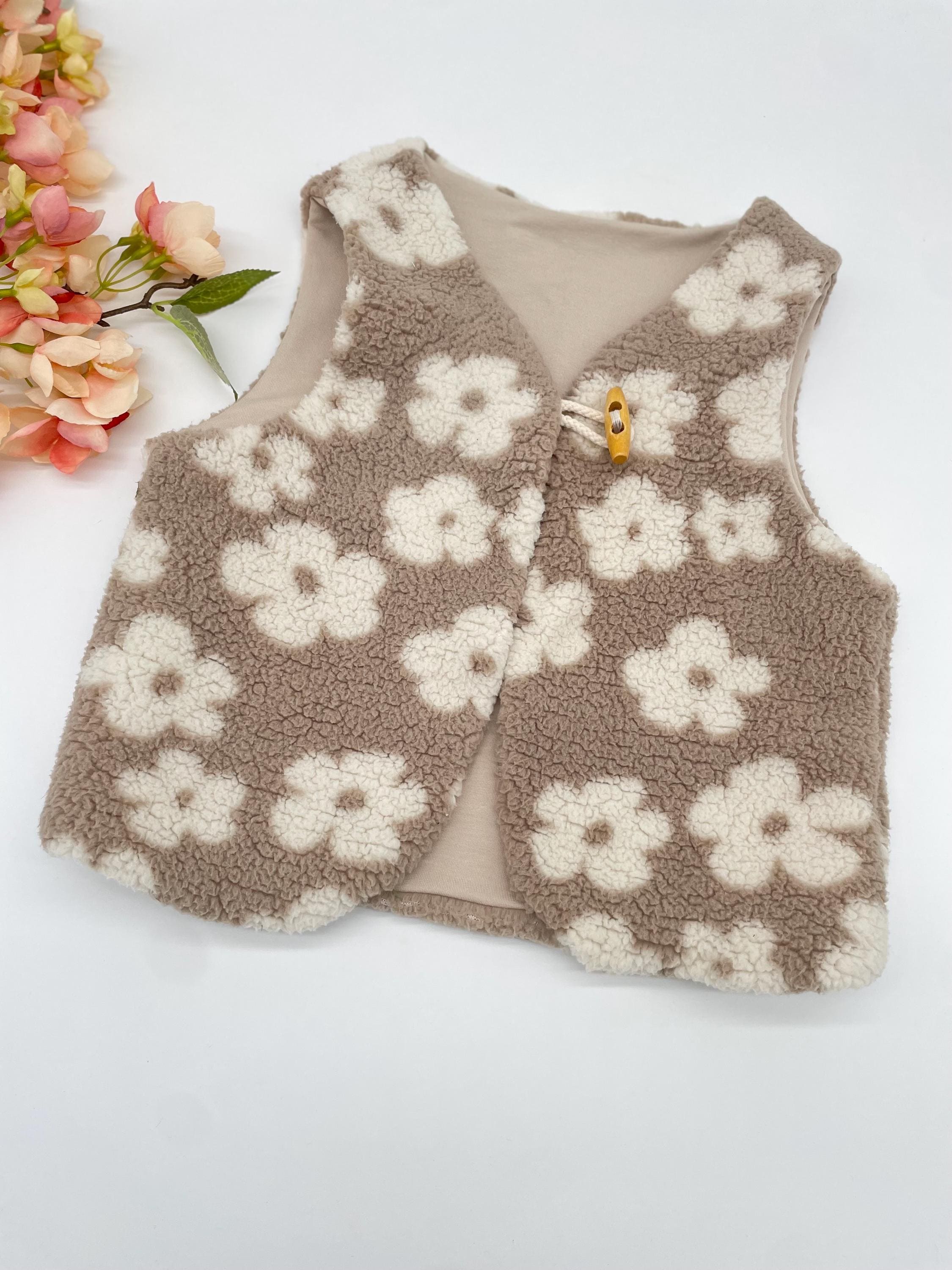 Kinder Weste Teddy Boucle | Kuschelweste Teddy mit Blumen | Jungen Mädchen Weste Herbst Winter | Warme Weste | Größenauswahl Gr 74-146