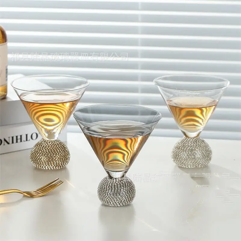 Luxus Diamant Becher Glas Weinglas Restaurant Glas Spiritus Glas kreative Persönlichkeit Diamant verkrustete Whis Image