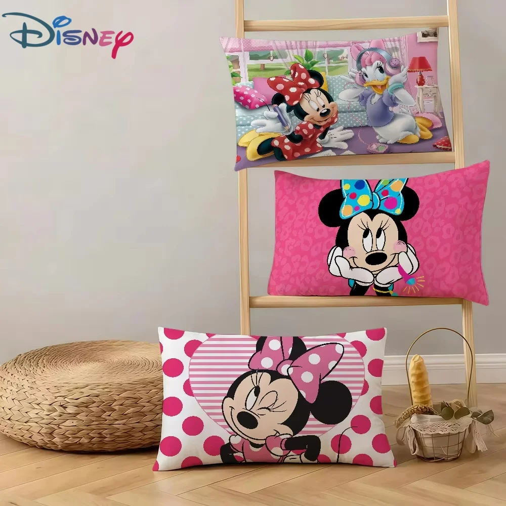 Disney Cartoon Niedlicher Mickey-Mouse-Kissenbezug, quadratisch, doppelseitig bedruckt, für Zuhause, Sofa und Büro Image