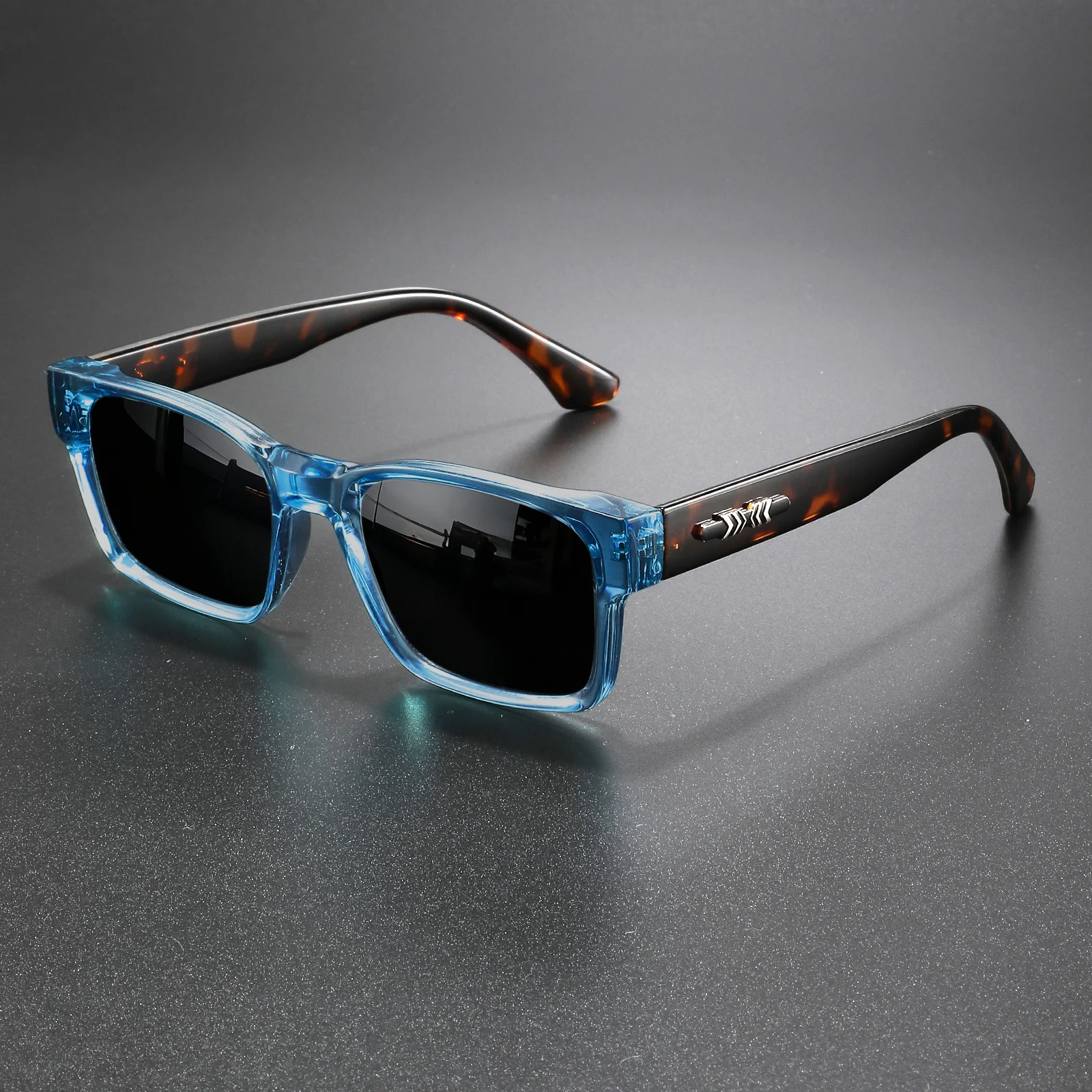 Retro-Punk-Mode-Sonnenbrille – quadratischer Schutzrahmen, UV400, Unisex für Outdoor-Abenteuer und lässigen Stil Image