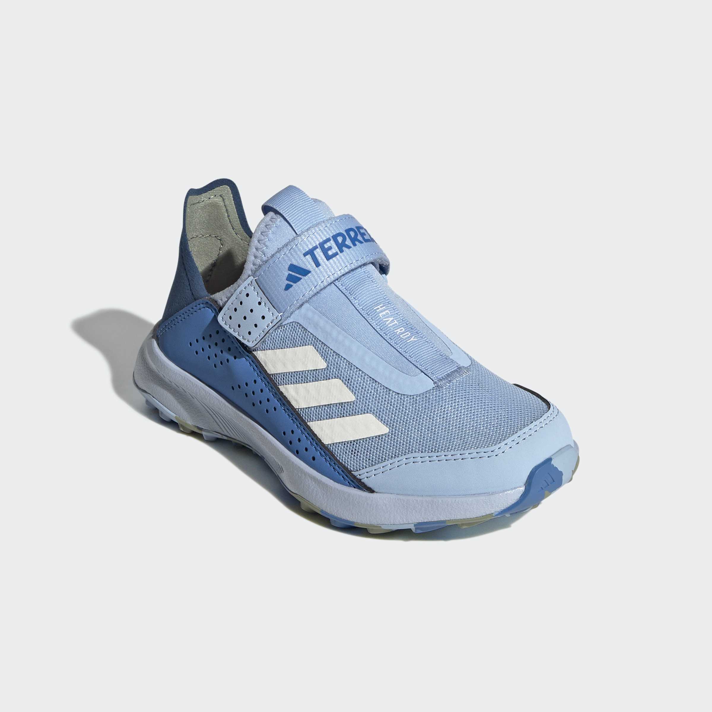 Wanderschuh ADIDAS TERREX "VOYAGER 21 SLIP-ON TRAVEL", Kinder, Gr. 34, glow blau, sanftes weiß, ray blau, Synthetik, Textil, Schuhe Wanderschuh, für Kinder & Jugendliche
