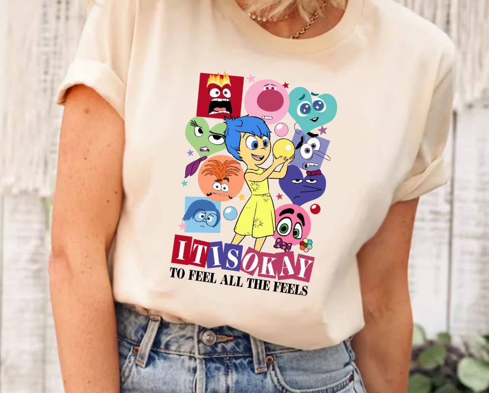 Maglietta Inside Out It's Okay To Feel All The Feels, Magliette con i personaggi di Inside Out, Maglietta Inside Out 2, Abbinamento di gruppo Inside O