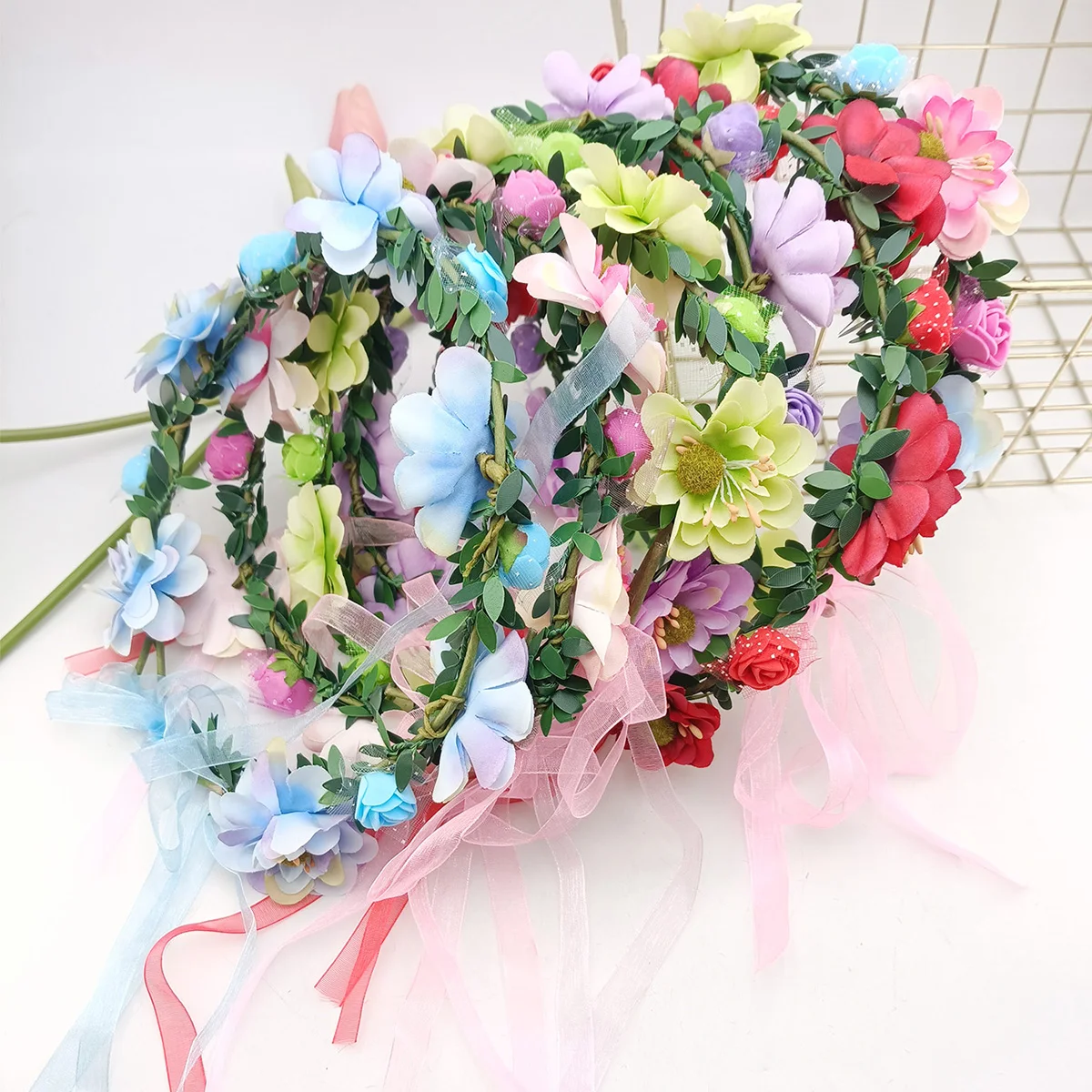 Bunte Rosenblumenkrone, modischer Blumenkranz für Mädchen, Braut-Halo-Kopfschmuck, Blumen, Blätter, Stirnbänder mit verstellbarem Band Image
