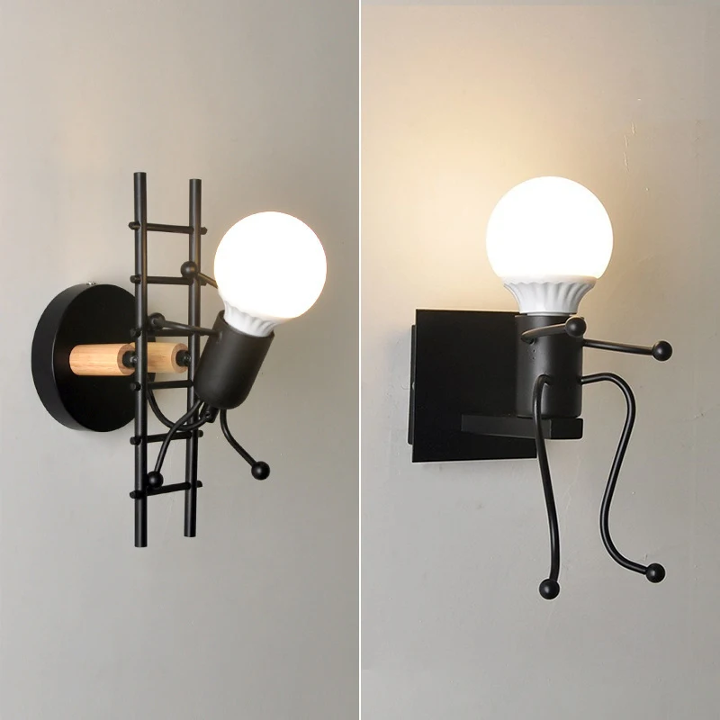 Moderne kreative Wandleuchte Nordic Wandleuchte Cartoon Puppe Wandleuchte amerikanischen Minimalismus Metall Roboter Lampen für Kinder Baby Wohnzimmer