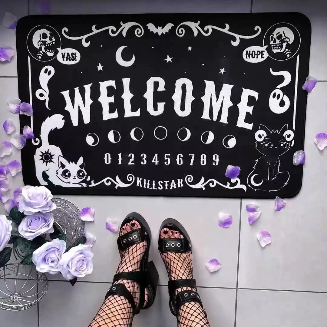 VIKAMA Gothic Dark Cute Cat Design Teppich Wohnzimmer Sofa rutschfeste Matte Indoor Outdoor Schmutzabweisende Fußmatte Heimdekoration Image