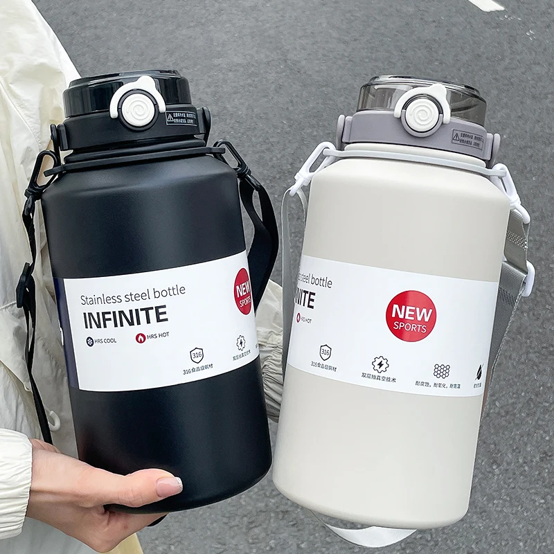 1 Stück 2000 ml große Kapazität Edelstahl-Thermosbecher, isolierte Wasserflasche mit Griff und Strohhalm, auslaufsicherer Sport-Wasserkrug für Image