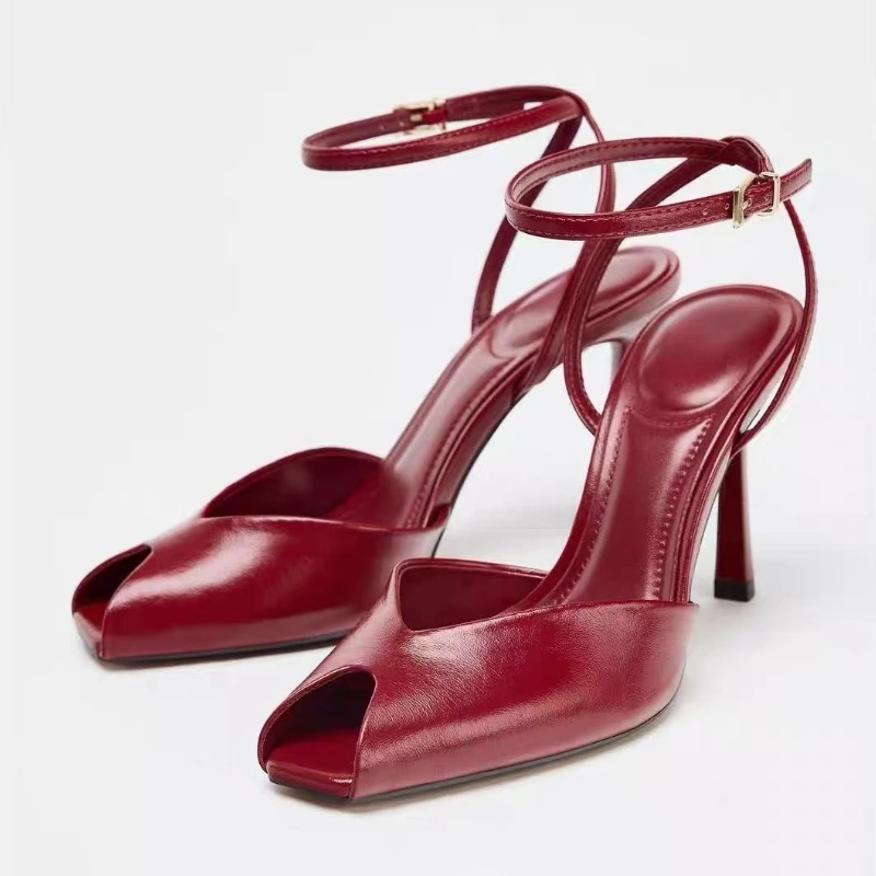 Weiche Leder Ankle Strap Frauen High Heels Schuhe Elegante Peep Toe Rot Prom Party Schuhe Designer Sommer Damen Moderne Sandalen