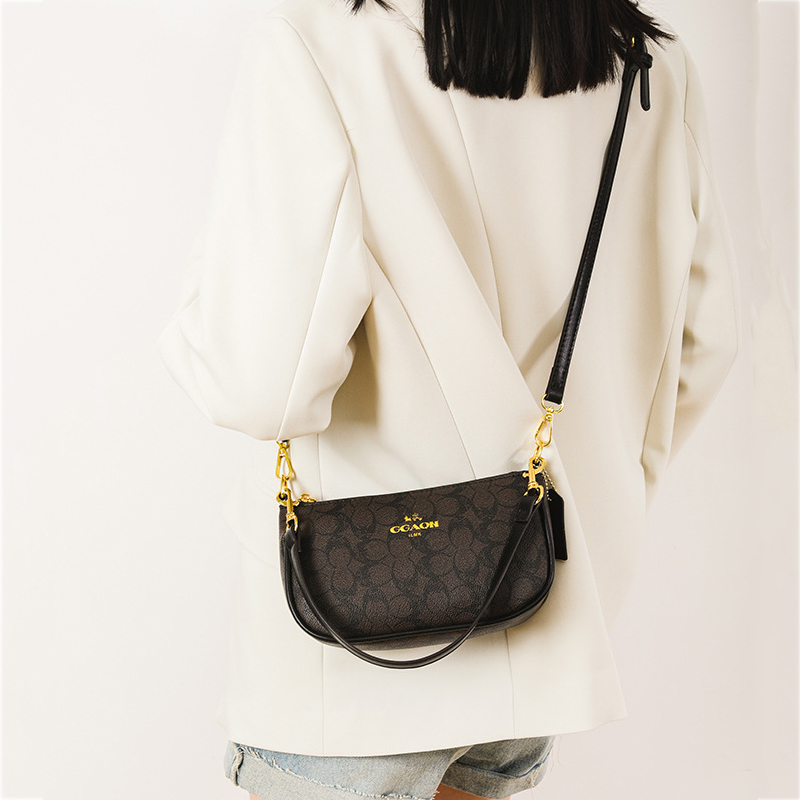 Elegant Womens PU Leather Shoulder Bag Designer Luxury Crossbody Handbag light Brown