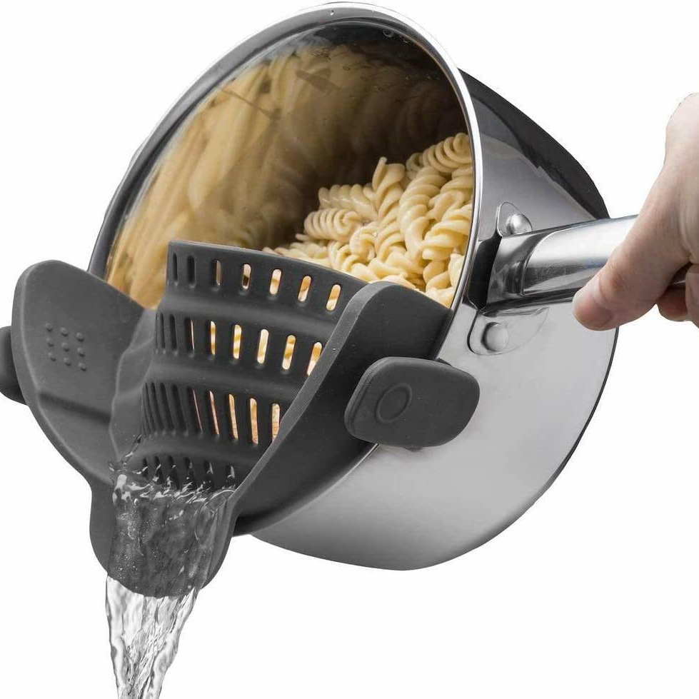 Adjustable Silicone Clip On Strainer For Pots, Pans, And Bowls Handheld Drainer For Noodles And Pasta black