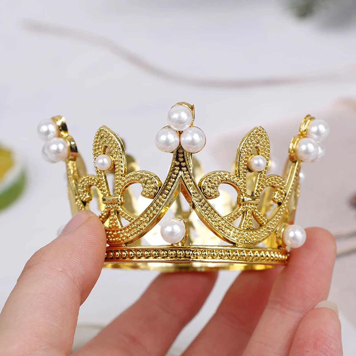 Mini Pearl Crown Wedding Cake Topper Romantic Garland Hair Ornaments Birthday Party Children Favors Decoration silvery