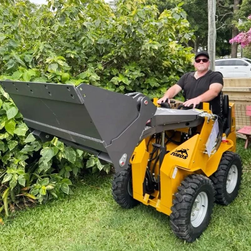 TOROS Professional Mini Skid Steer Loader Customizable Small Wheel Loader For Construction & Landscaping trs 360