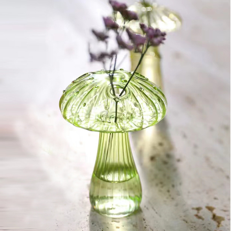 Colourful Mushroom Vase Creative Transparent Glass Hydroponic Aromatherapy Vase For Living Room Desktop Art Decoration a