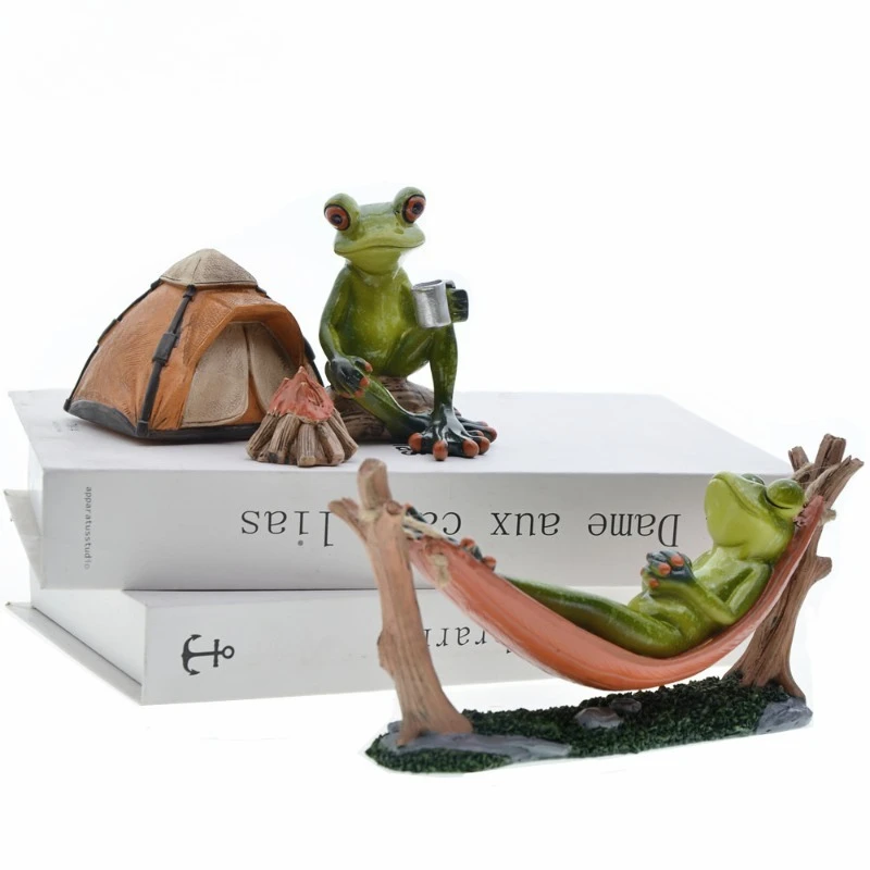 Kreative Heim-Camping-Szene Dekoration Zelt-Aufbau und Hängematte Entspannende Frosch-Figuren Kunstharz Einzigartige Tier-Statue Dekoration Image