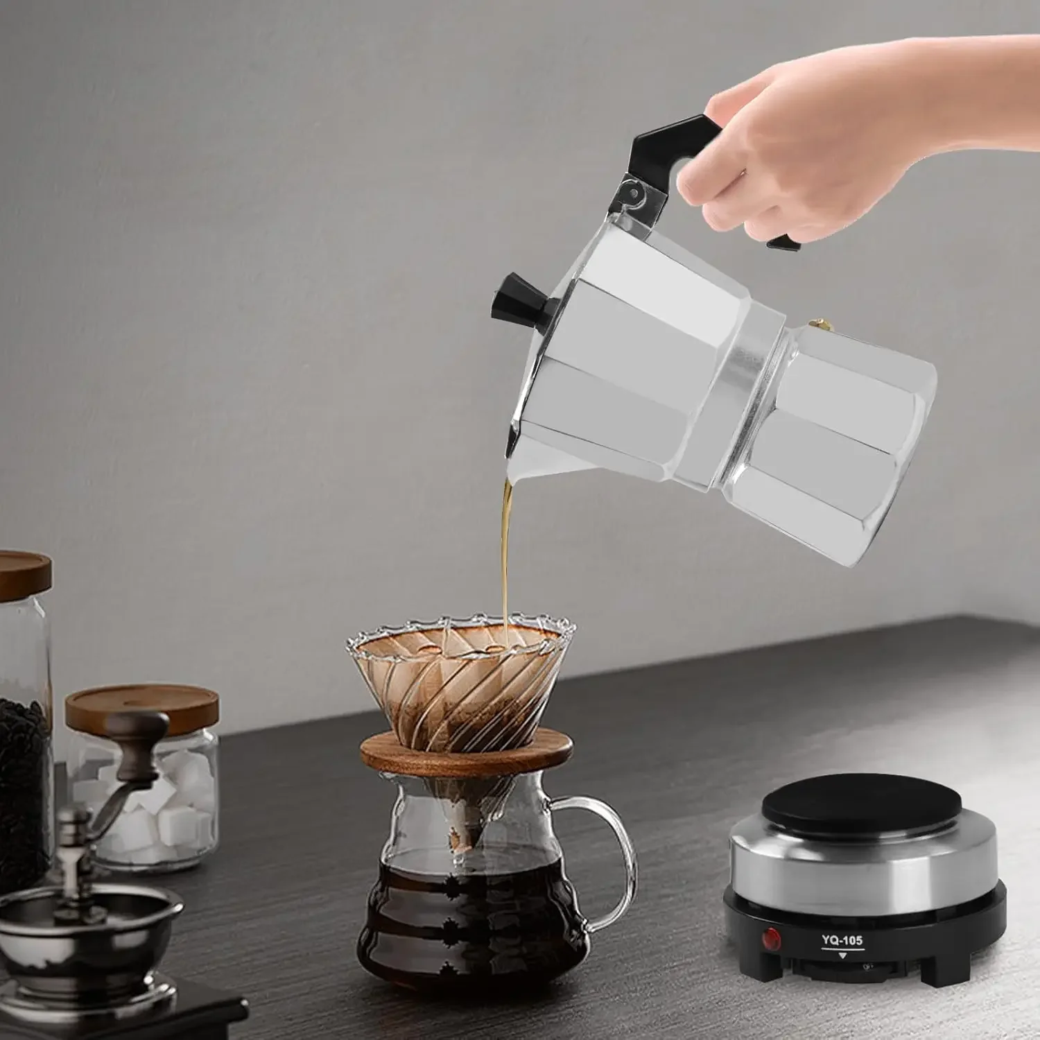 NEUE italienische elektrische Kaffeemaschine mit 500 W Basis, 3 Espressotassen, 5 einstellbare Temperaturen bis 200 ° C, automatische Abschaltung (150 ml) Image