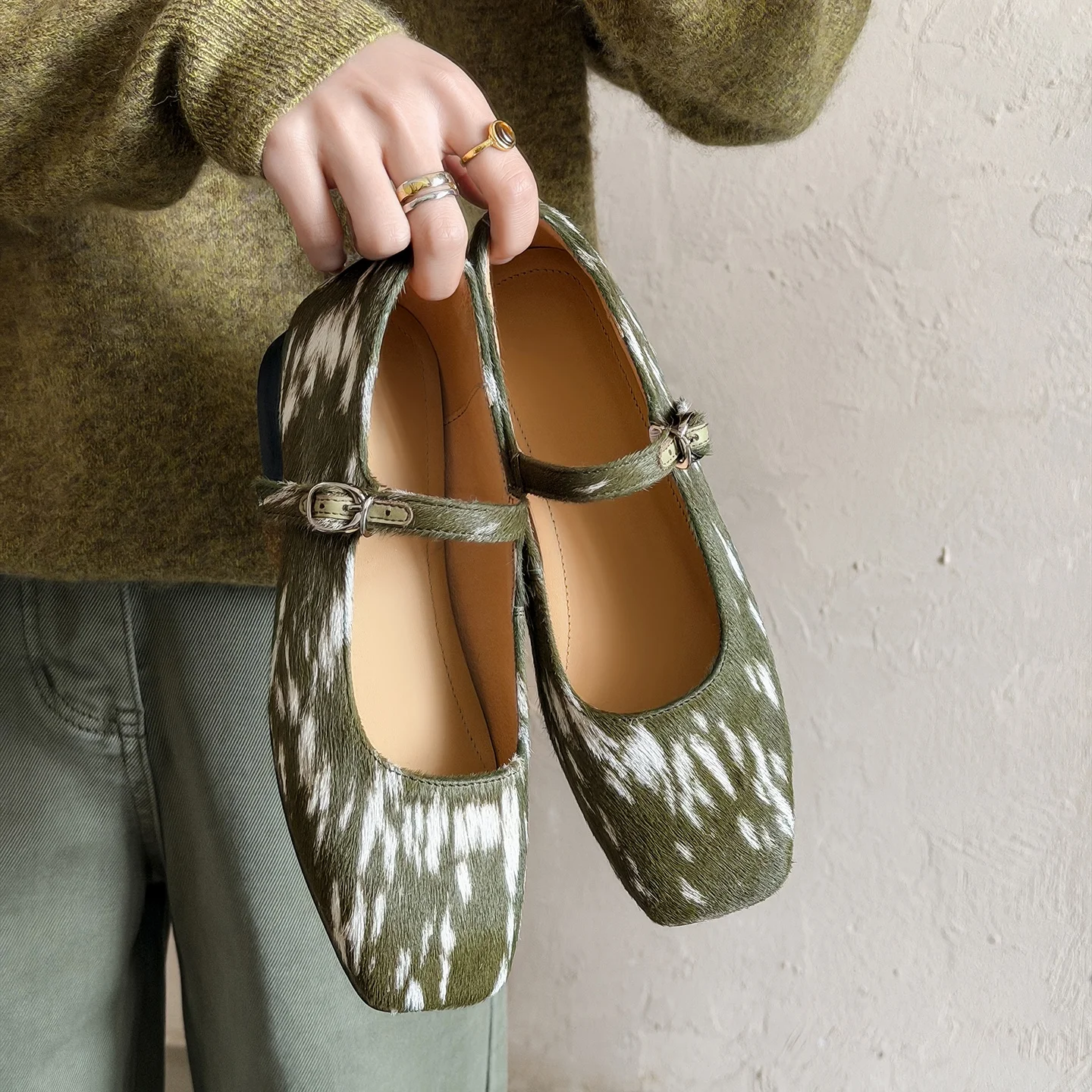 Echtleder-Damen-Mary-Jane-Schuhe mit Pferdehaar, quadratische Spitze, niedriger Absatz, flache Schnalle, hohe Absätze, große Größen Damenschuhe.