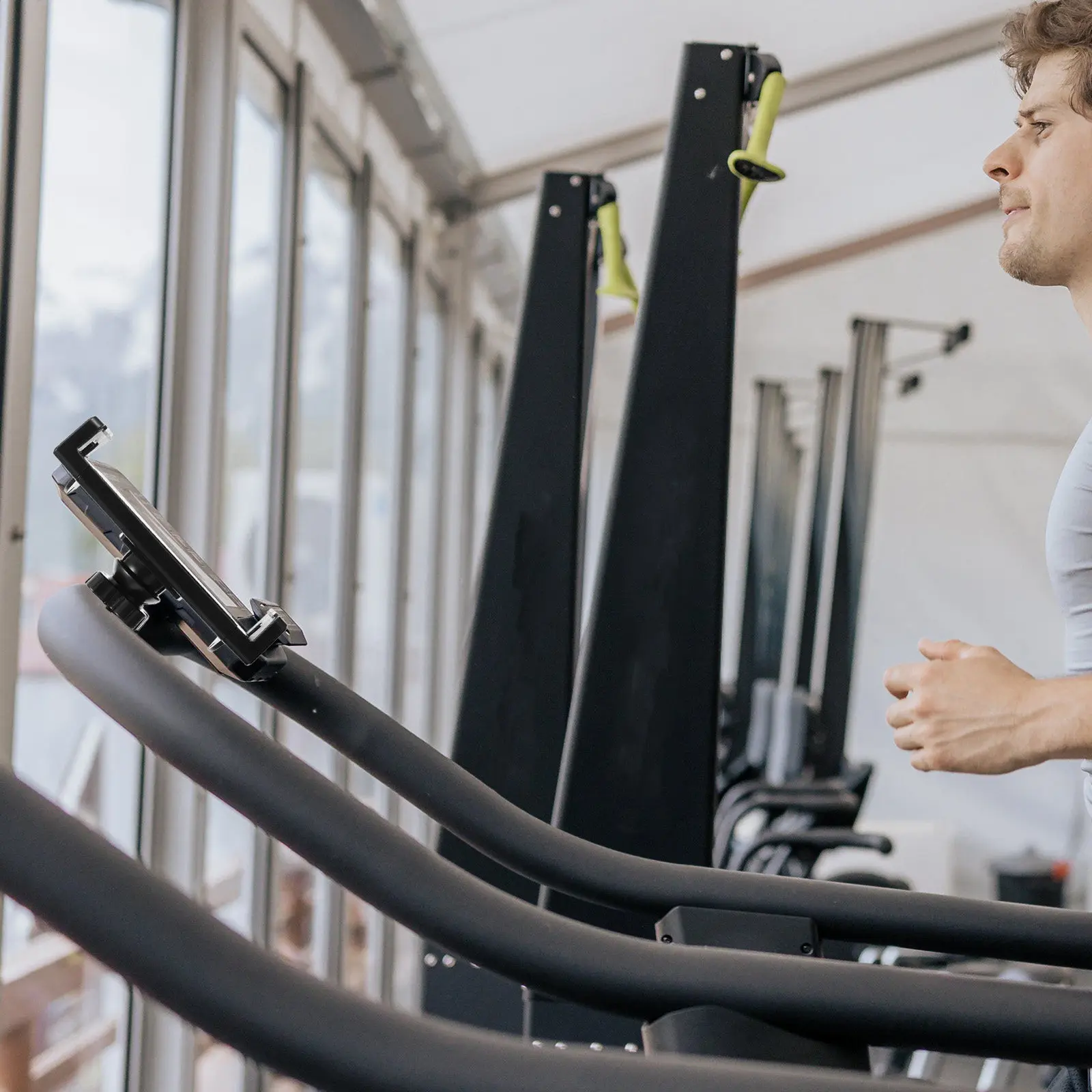 Laufband-Tablethalter, Heimtrainer-Telefonständer, Robuste Verstellbare Telefonhalterung für Kinderwagen-Lenker, Universelle Sporthalterung Image