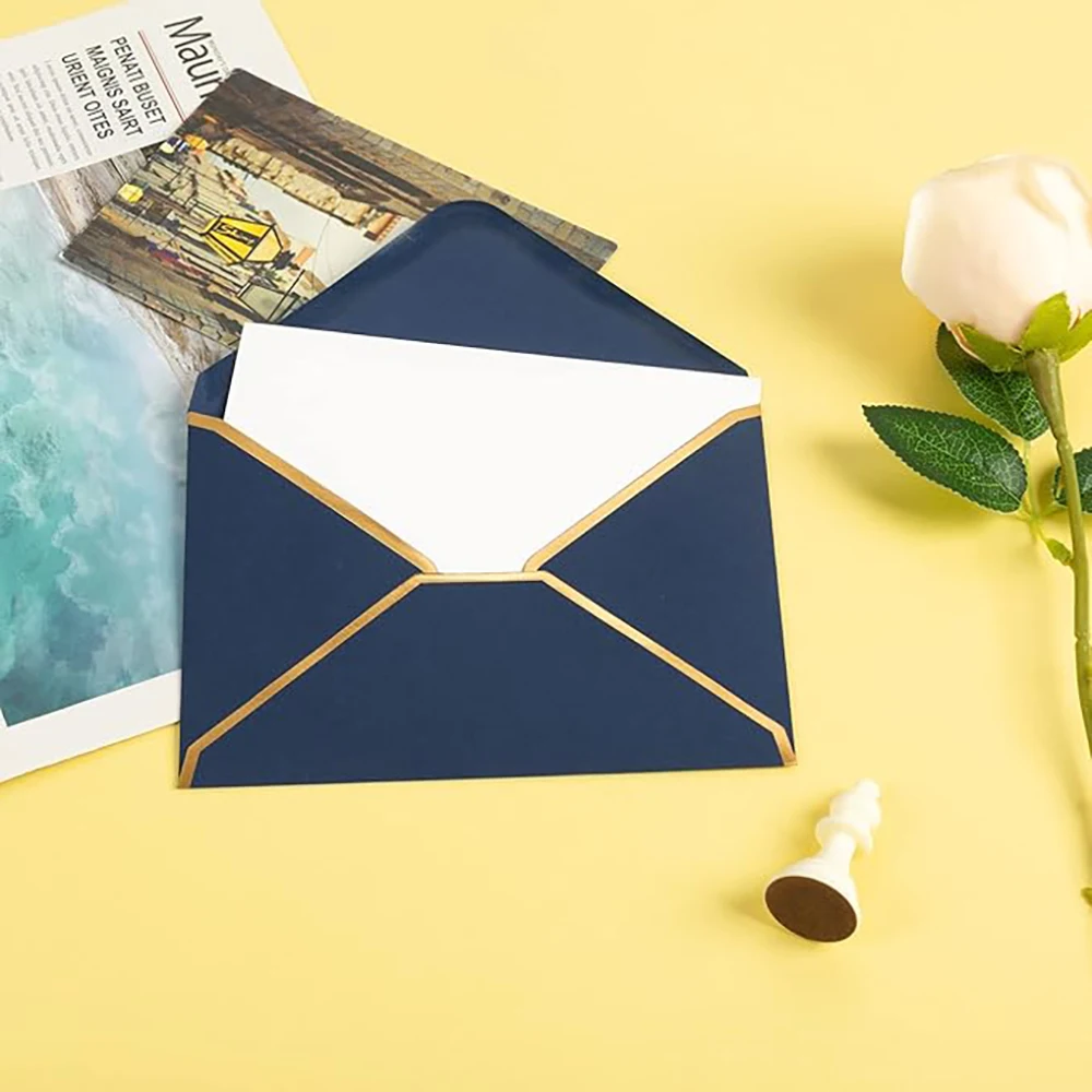 Bview Art 10 Stück geometrische Umschläge aus Goldfolie – holografisches und perlmuttfarbenes Papier für Hochzeits-/Geschäftseinladungen, rautenförmig Image