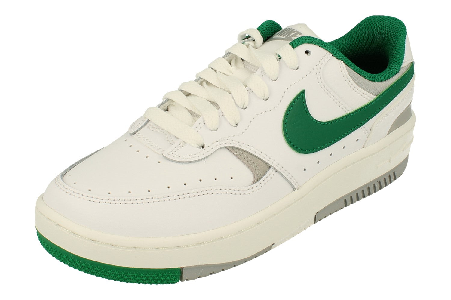 Weiße Nike Gamma Force-sneaker EU 38,5 / UK 5,5