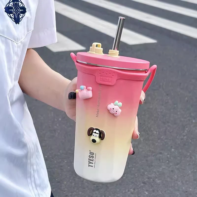 Kawaii bicchiere in acciaio Sainless per tazza da caffè per auto congelare Thermos bottiglia d'acqua sottovuoto con cannuccia mantenere la tazza calda fredda 600ml