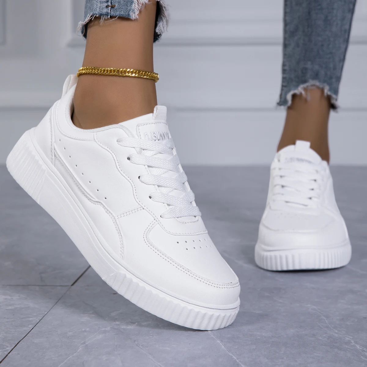 Lässige weiße Damen-Sneaker mit weichem Futter, rutschfeste Schuhe, neues minimalistisches Design, PU-Leder-Skateschuhe für Damen