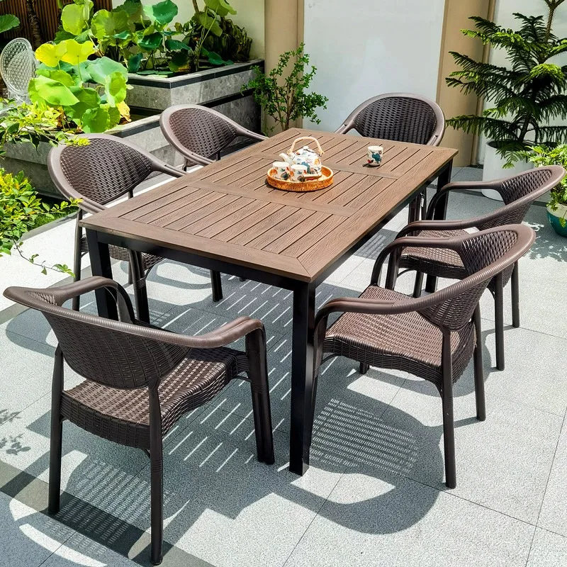 Gartenmöbel-Set aus Kunststoff in Rattan-Optik für den Außenbereich, Terrassenstühle und -tische, Kombination für Freiluft-Villen, Outdoor-Freizeit Image