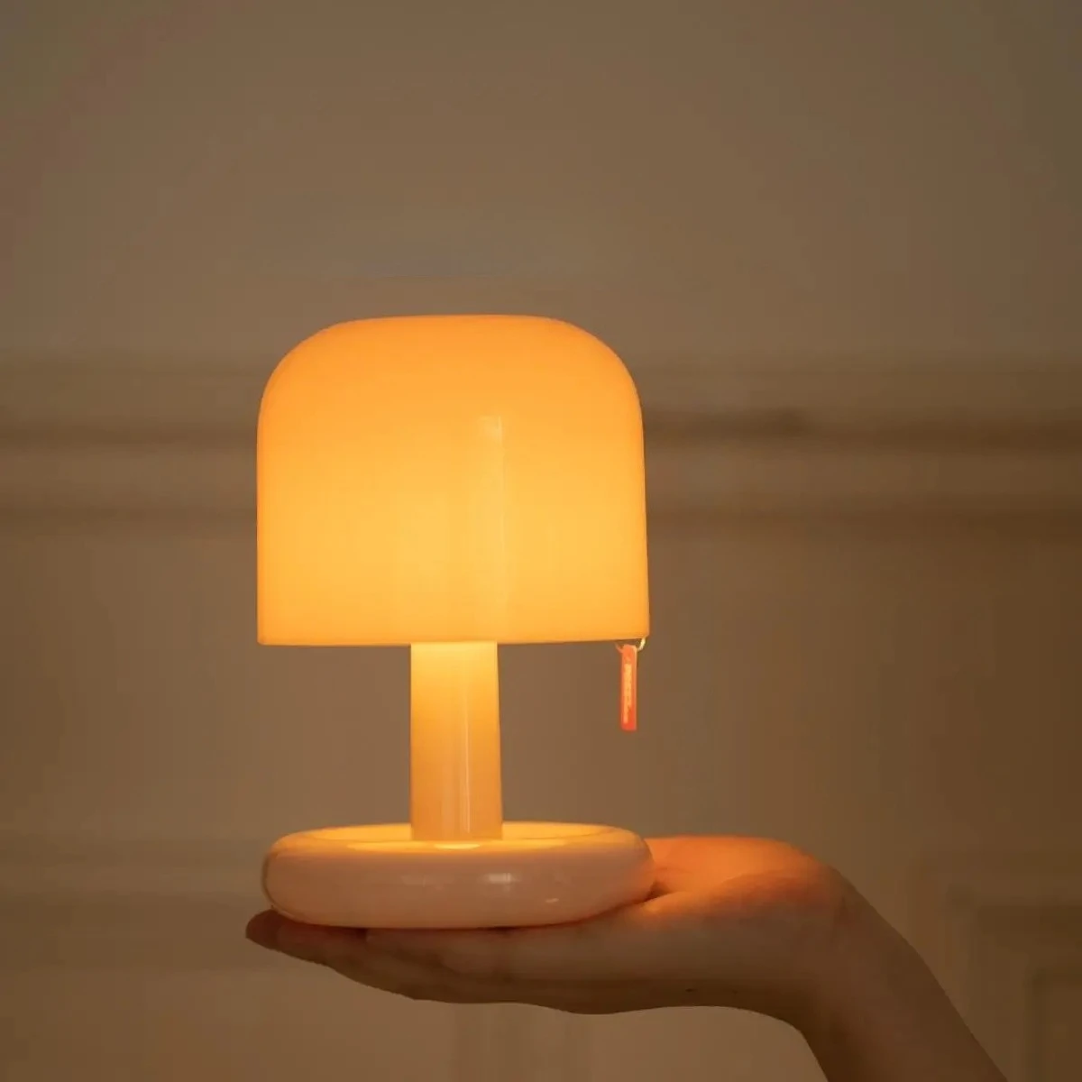 Mini lampe de nuit créative LED, lampe de table USB rechargeable, lampe de chevet, lampe de décoration de chambre à coucher, bar à café, lampe d'ambiance