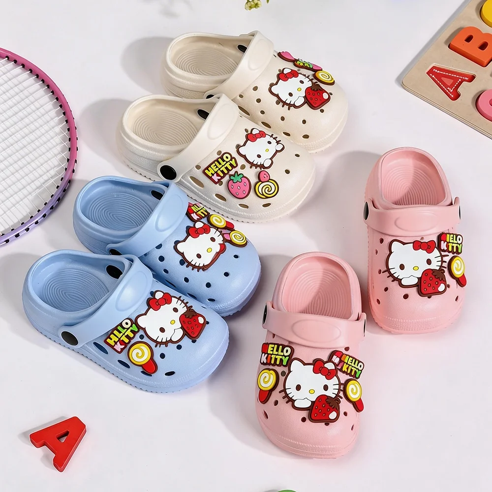 Neue Kinder-Hausschuhe, Cartoon-Sanrio-Hello-Kitty-Sommer-Hausschuhe für Kinder, rutschfeste Schuhe in Rosa und Blau