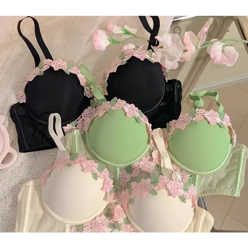 Ensemble de soutien-gorge japonais doux et sensuel, push-up pour petites poitrines, effet liftant et galbant, pour un look plus volumineux, lingerie légère et douce pour l