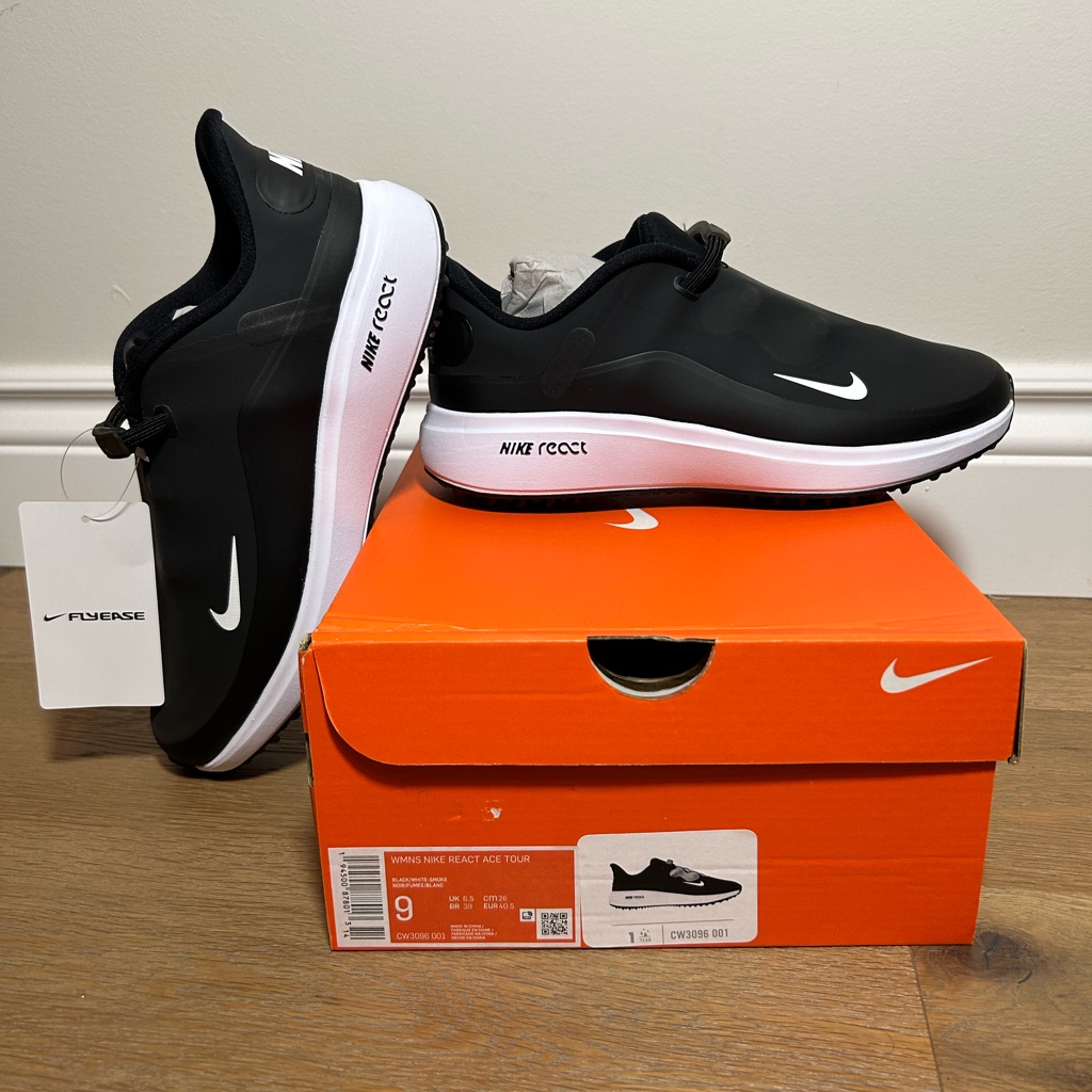 Nike Shoes | Women’s Size 9 Golf Shoes/Men’s Size 7.5 Golf Shoes - Nike | Color: Black/White | Size: 9