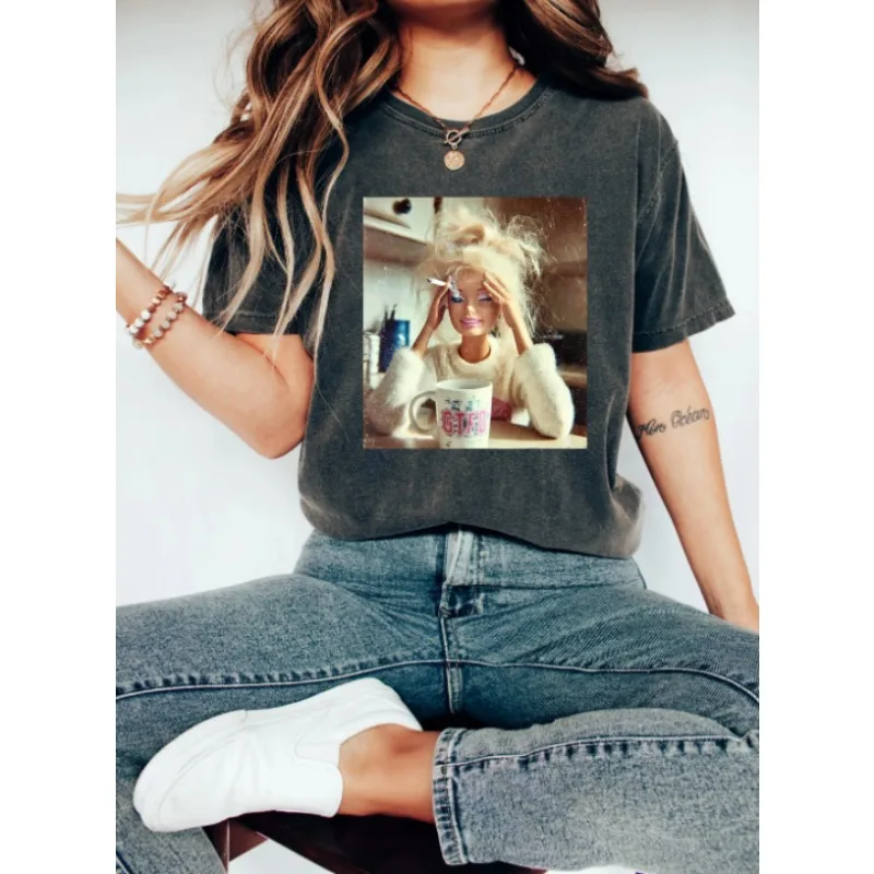 Make Old Doll Face Emoji T-Shirt, lustiges trauriges Emoji-Sommer-T-Shirt im neuen Retro-Street-Stil, Unisex, lässige Mode, Y2K-T-Shirt Image