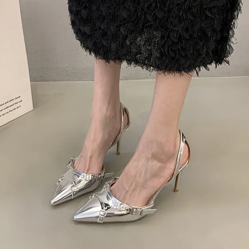 Mode Silber High Heels Sandalen Frauen Sommer Punk Goth Spitz Y2K Schuhe Frau Metallic Dünnen Absätzen Kleid Pumpen Damen