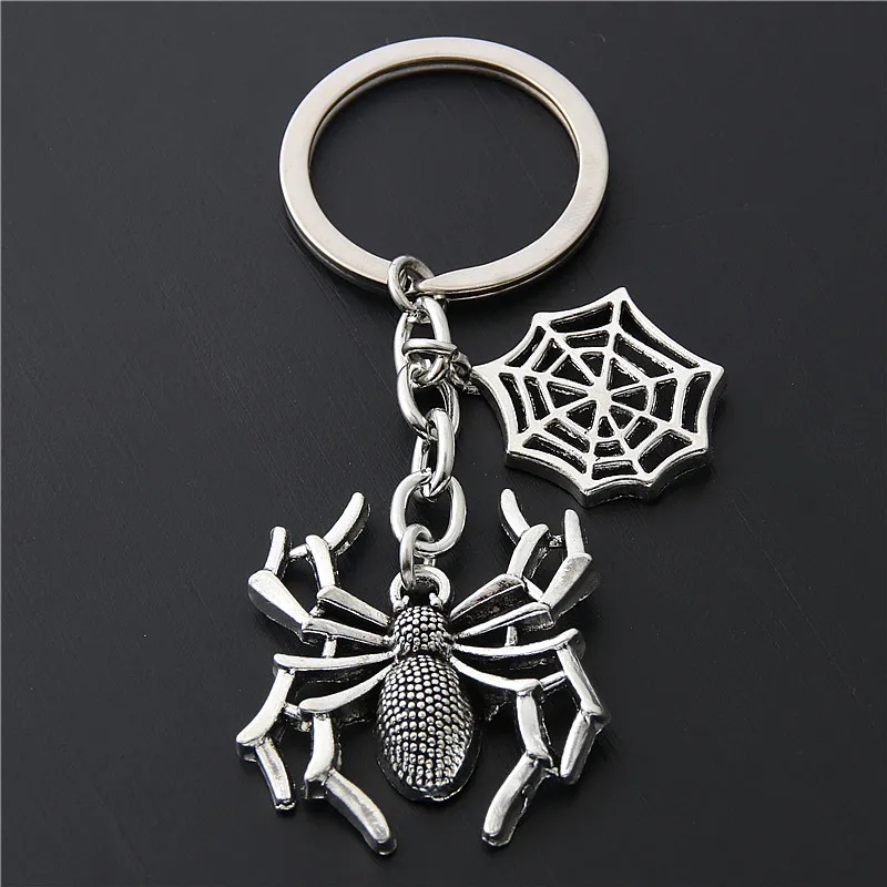 1pc Halloween Stil Hängende Spinne Schlüsselbund Spinnennetz Schlüssel Ring Spinnennetz Schlüssel Ketten Für Geschenk E2211 Image