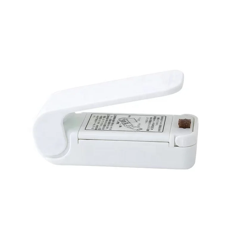 Mini sigillatrice portatile per sacchetti di plastica per uso domestico sigillatrice per la conservazione degli alimenti sigillatrice a pressione manuale