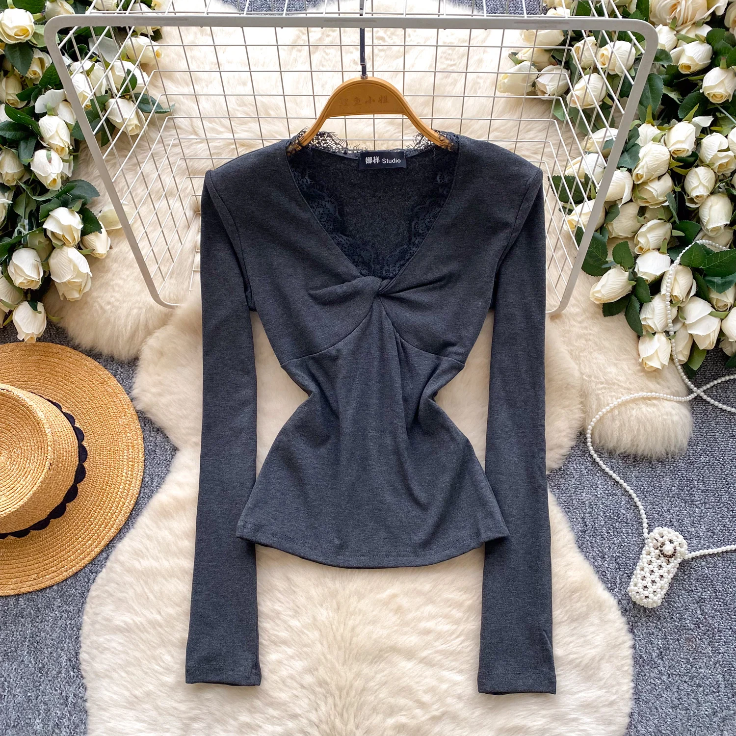 Camicette Eleganti in Pizzo a Maniche Lunghe con Scollo a V per Donna Camicie in Pizzo Tinta Unita Top Eleganti da Donna Abbigliamento Femminile all'Ingrosso