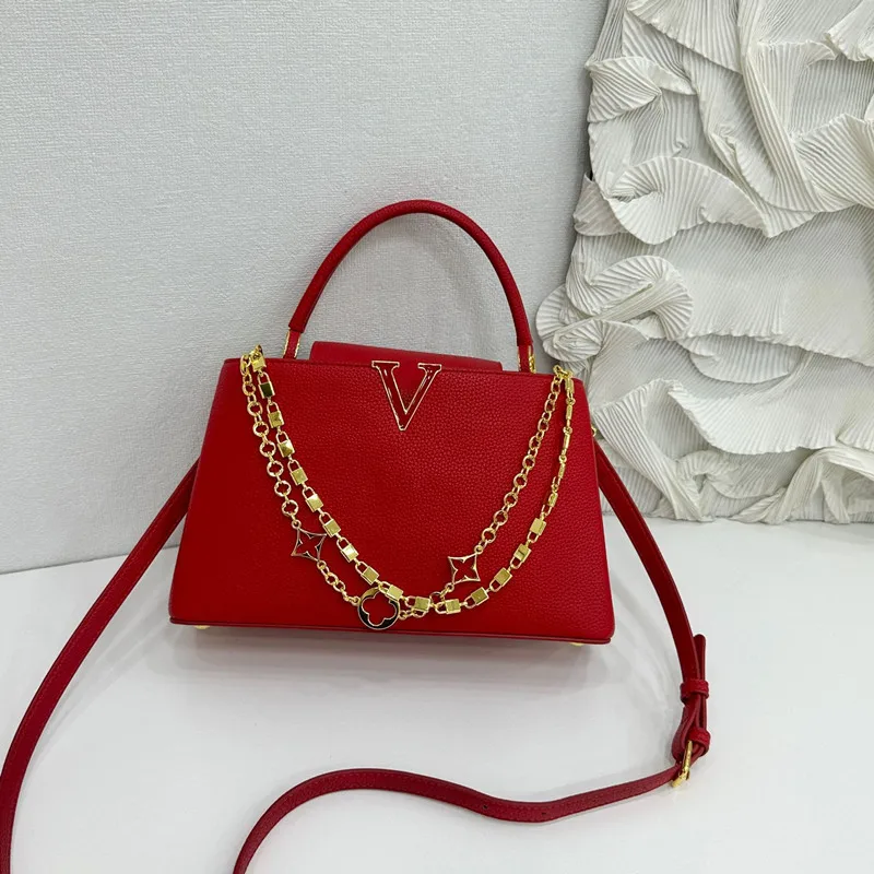 2025 luxe haute qualité femmes en forme de V chaîne en métal sac à main marque populaire à la mode bandoulière sac à bandoulière mode fête fourre-tout sac