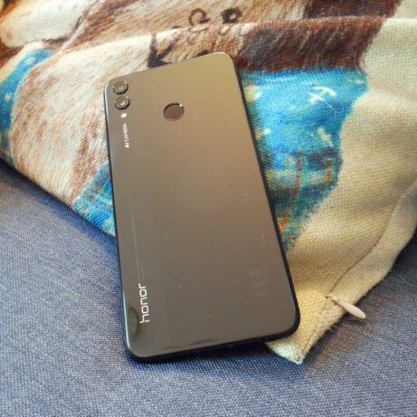 Used Smartphone With 6.5 Inch Display & 20MP Camera | Affordable Performance black 6g 64g