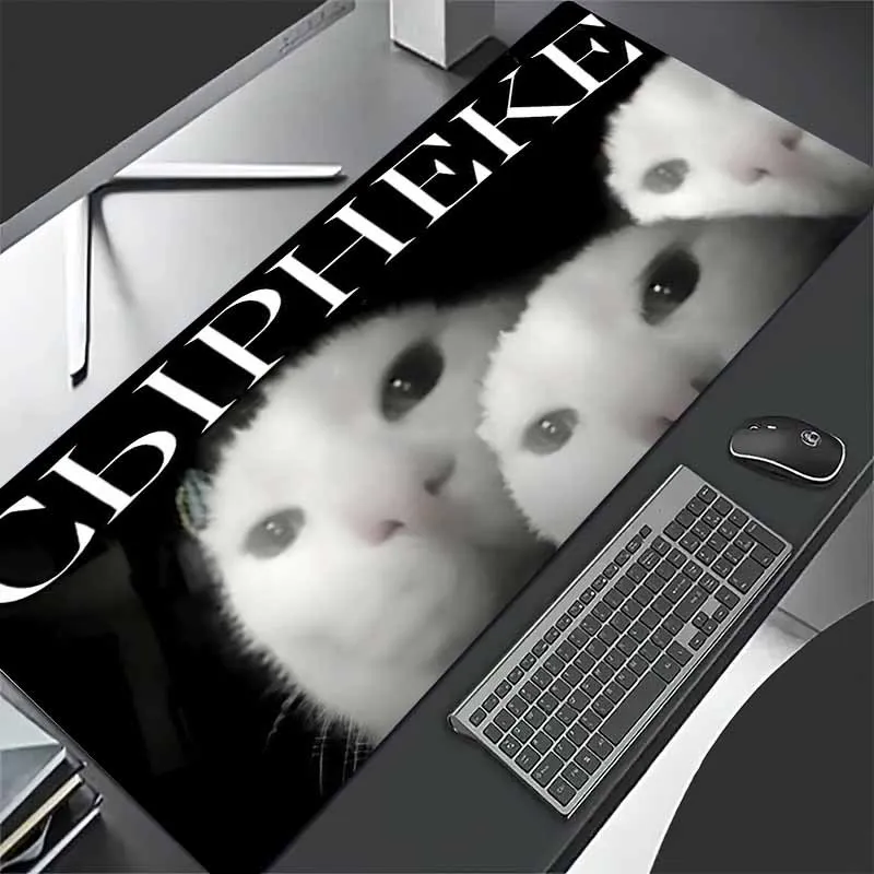 Großes Gaming-Mauspad mit niedlicher weißer Katze und Textdesign, Büro-Gaming-Schreibtischunterlage, Computerzubehör, übergroße Desktop-Matte Image