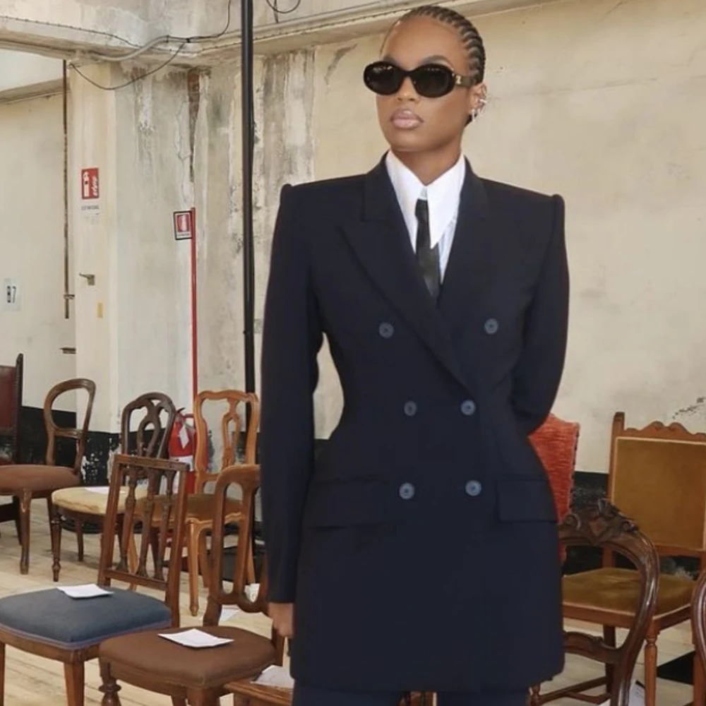 Abito da donna slim fit Nuovo set formale in due pezzi (giacca + pantaloni) Classico semplice blazer Abbigliamento da lavoro quotidiano per ufficio Abito da sposa