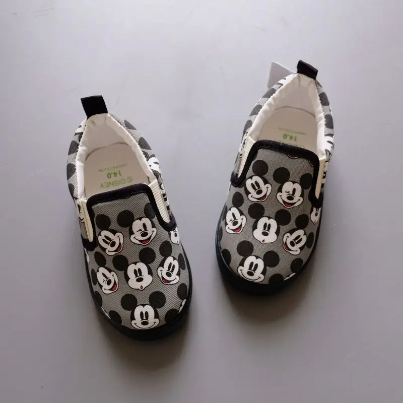 Kinder-Freizeitschuhe, Turnschuhe, Segeltuch, Mickey Mouse, Frühling für Mädchen, rutschfest ​ Weicher Boden ​ Slip-on-Schuhe in Rot und Weiß, Größe 14–18 cm