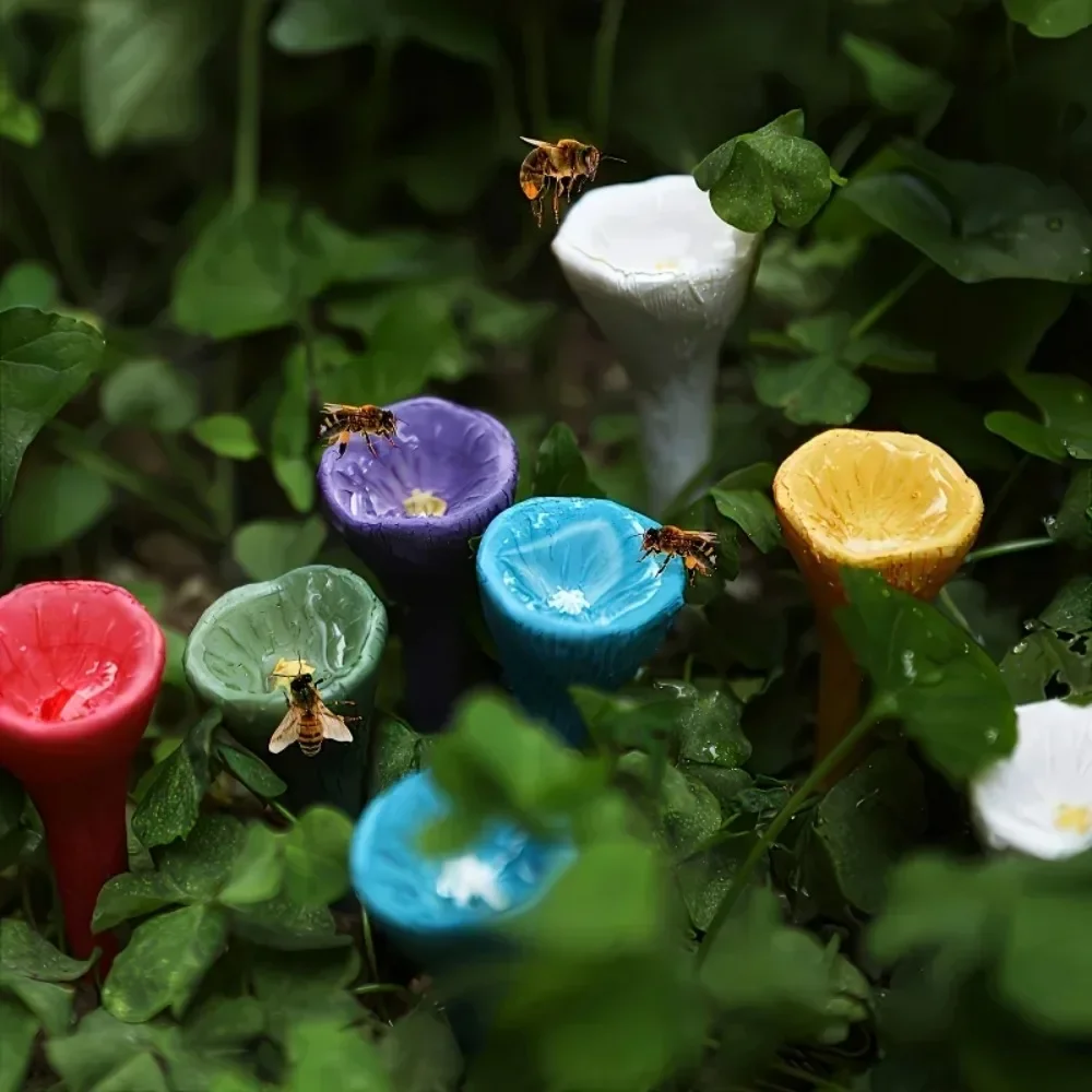 5-teiliges Set Bunte Bienen-Wasserspender - Holz-Fixierplatte, Bienen-Fütterungsbecher, Kreative Gartendekoration für Balkon-Blumentöpfe
