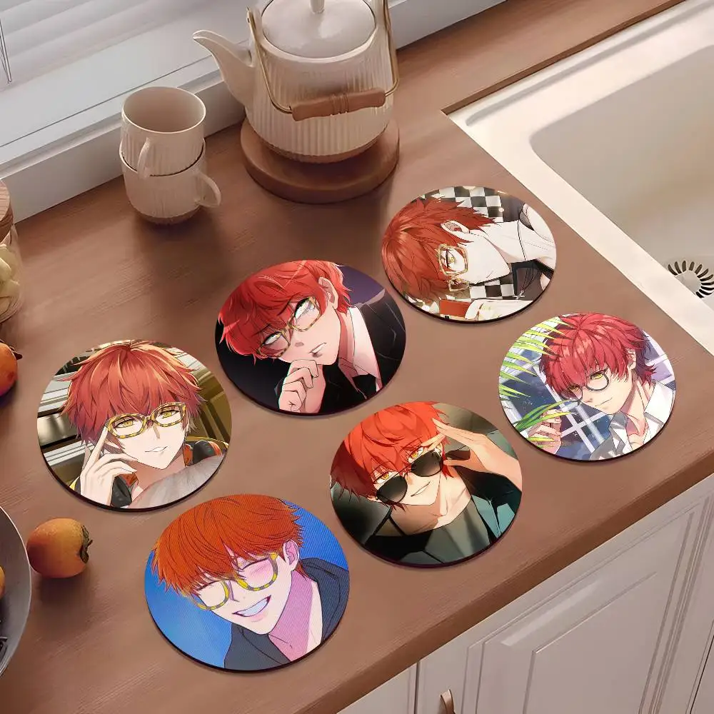 1 Stück Anime Mystic Messenger Spiel Holzuntersetzer Farbdruck Tassenuntersetzer Heim-Schreibtisch-Dekoration Geschenke Image