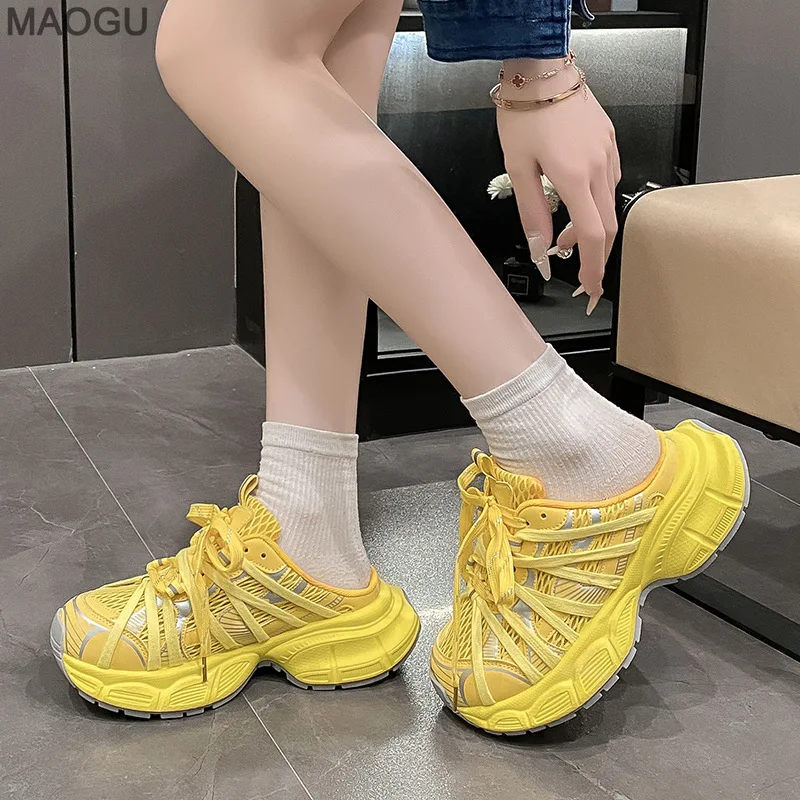 Leichte, atmungsaktive Schnür-Zehenrutschen für Damen, neue Hausschuhe mit dicker Sohle, Freizeitschuhe, bequeme, klobige Turnschuhe, Größe 35–40