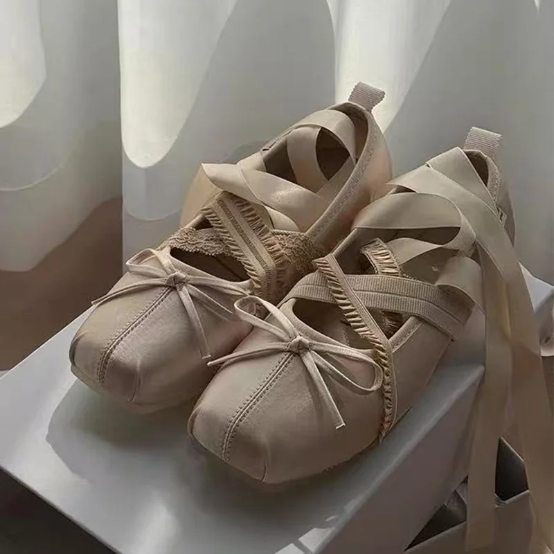 Damen-Ballerinas mit Schleife, eckige Zehenpartie, elegante Designer-Schuhe für Frauen, flache Sandalen, 2026 Loafers, Lolita Sommer-Damenschuhe